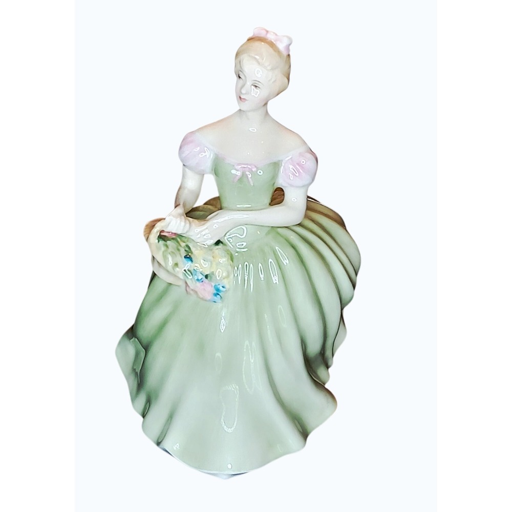 Vintage Royal Doulton Figurine Clarissa Green Dress HN 2345 COPR 1967 Collection